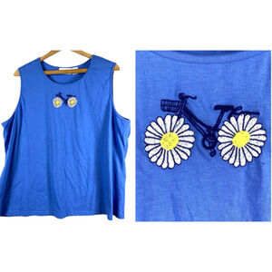 Country Store Tank Top 2X Embroidered Bike Daisy Floral Cottagecore Blue Beachy